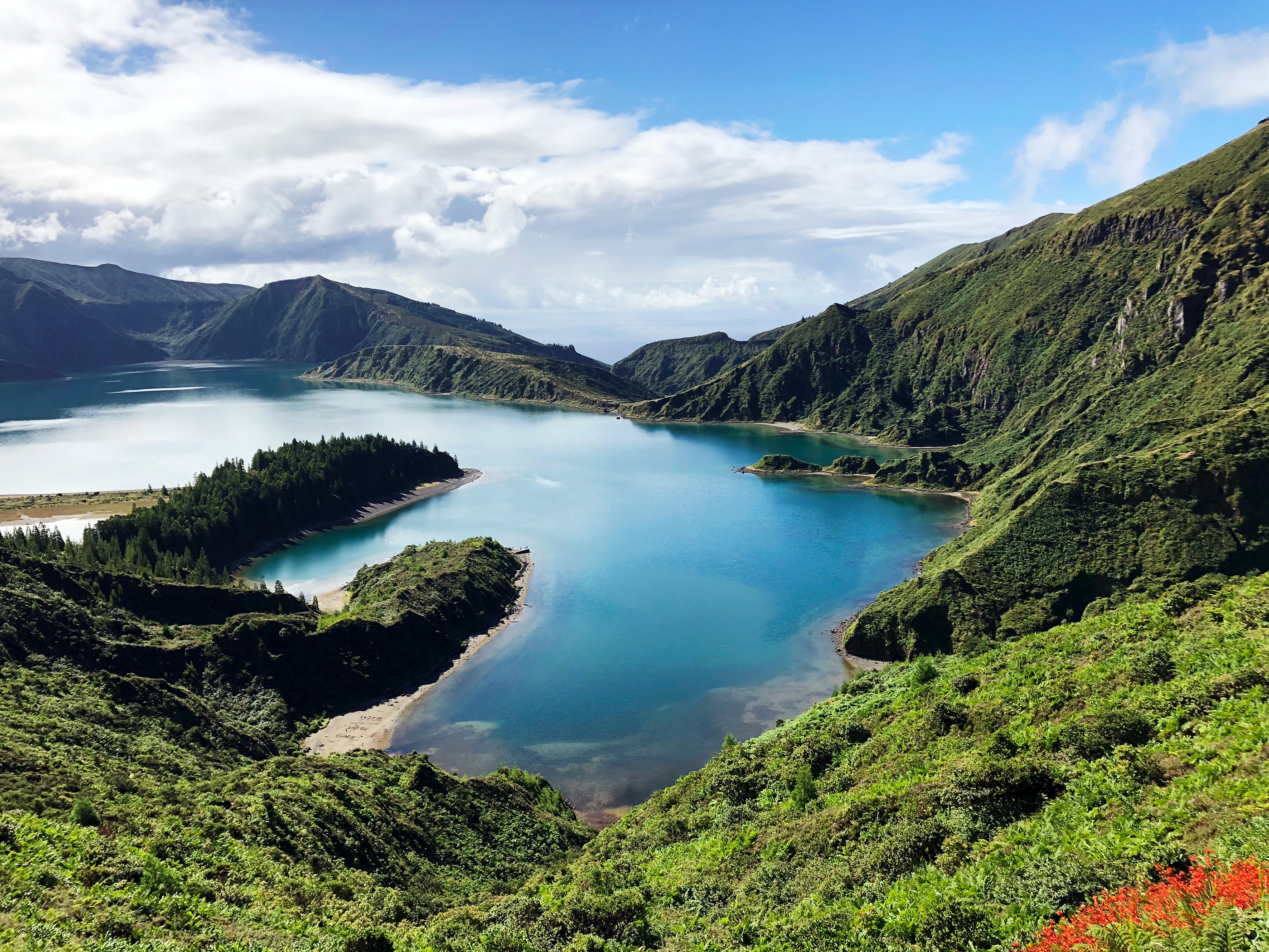 A lake and forest in the Azores.jpg